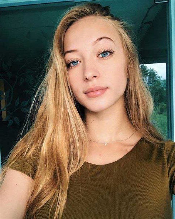Sophia Diamond Height Weight Body Stats Age Family Facts