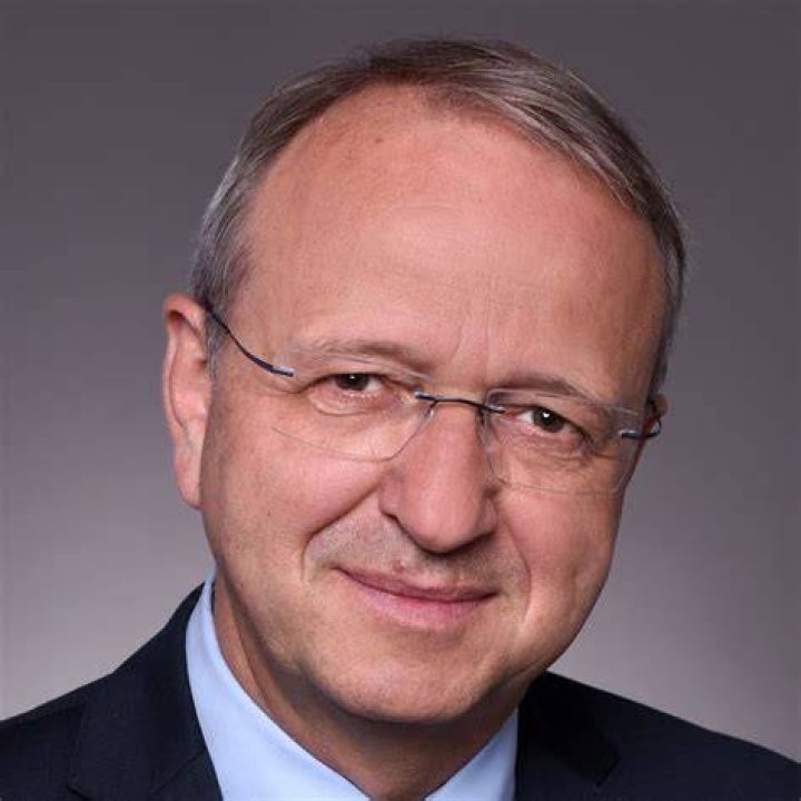 Stefan Benz