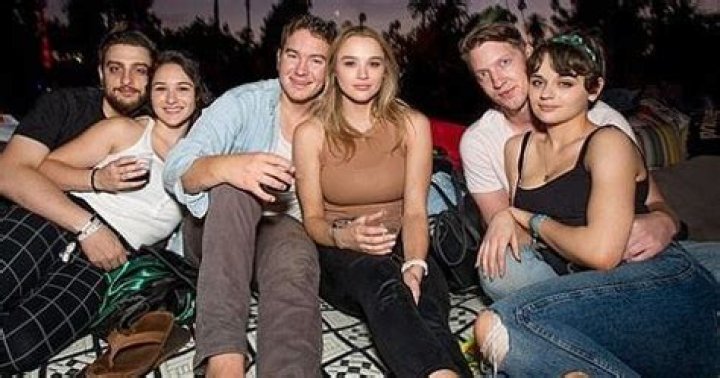 Steven Piet Wiki, Age (Joey King's Boyfriend) Biography, Family, Facts 3 Steven Piet spotted with his girlfriend Joey King (American actress) at the 30th Anniversary Celebration of Cinespia Labor Day