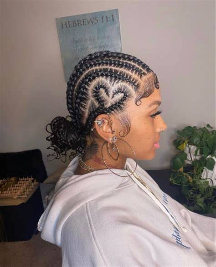 Stitch braid with heart Pretty braided hairstyles, Quick braided
