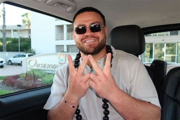 Tai Tuivasa Net Worth in 2022, Salary, Wife, Endorsement Surprise Sports