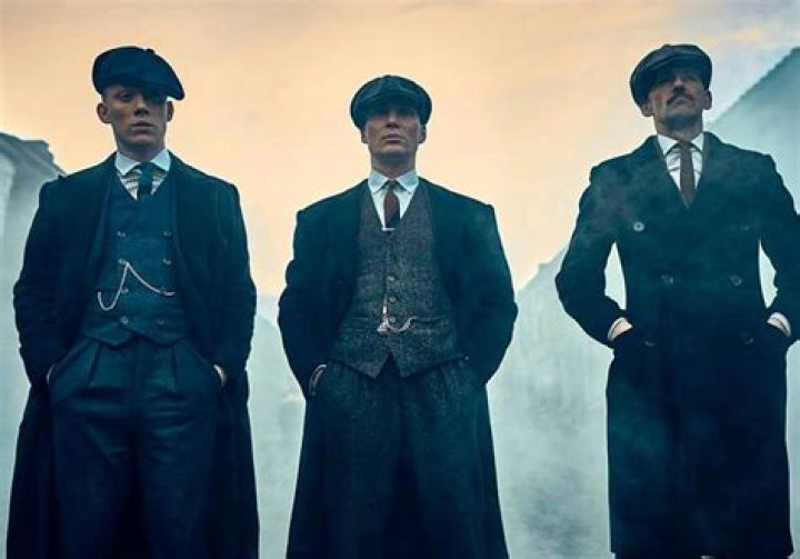 Tak wyglądają prawdziwi Peaky Blinders w por&oacute;wnaniu do aktor&oacute;w z