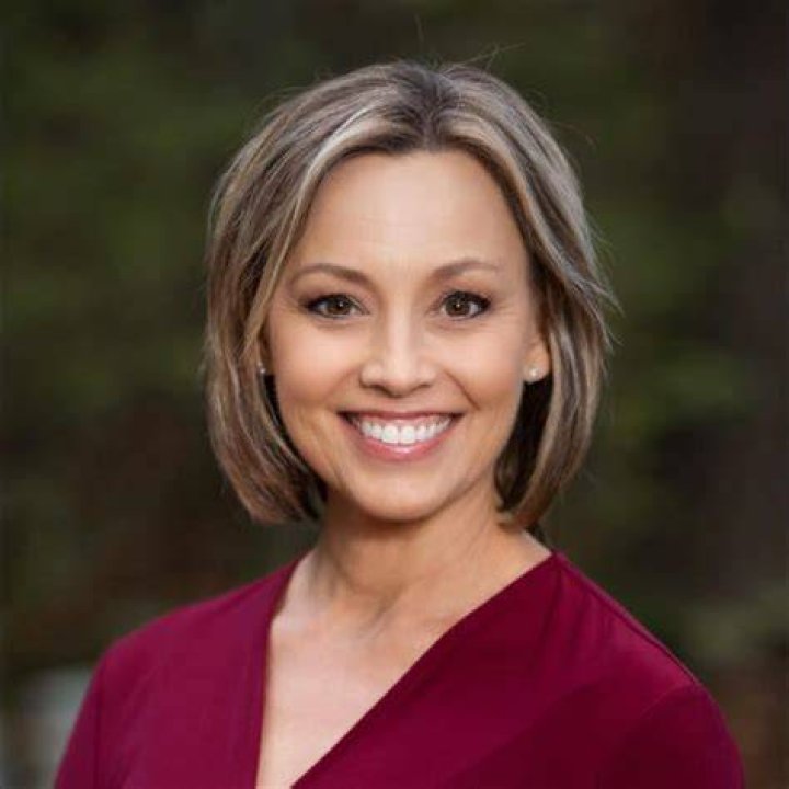 Tammy Elliott WBAY Action 2 News, Bio, Age, Husband, Kids, Salary and