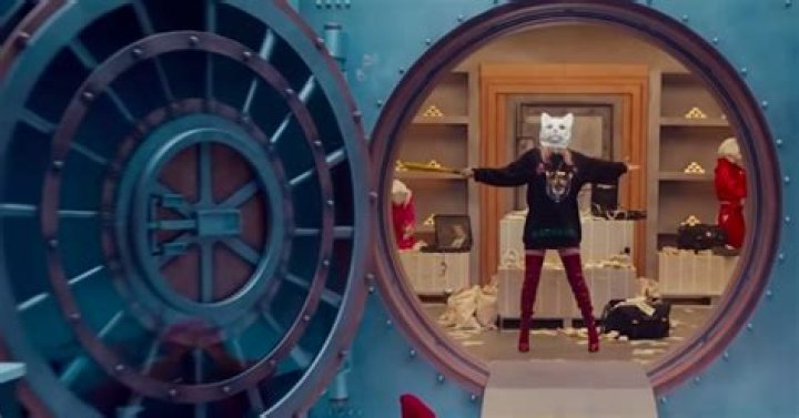 Taylor Swift's Google Vault: The Truth Will Leave You Stunned! 1 Taylor Swift Vault