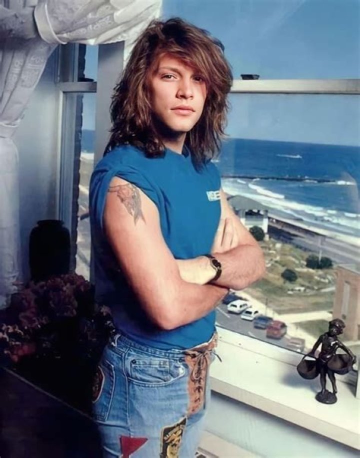 The 35 Most Awesomely Photos of a Young and Handsome Jon Bon Jovi in