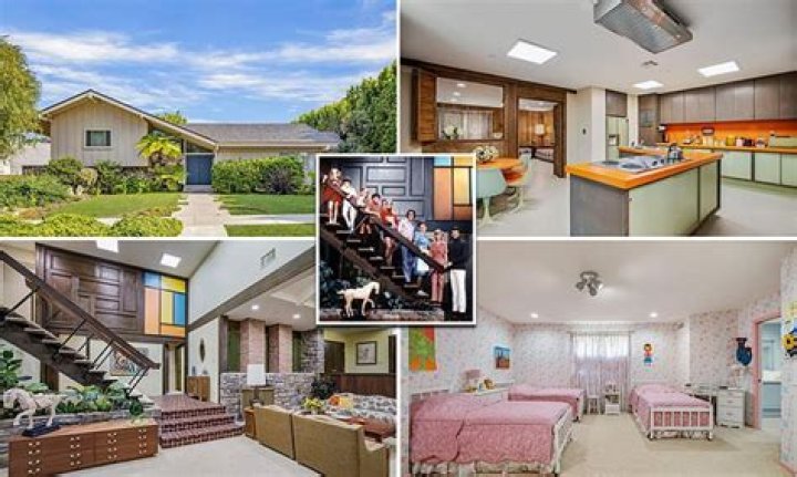 The Brady Bunch fan, 53, snaps up home that served as exterior for the