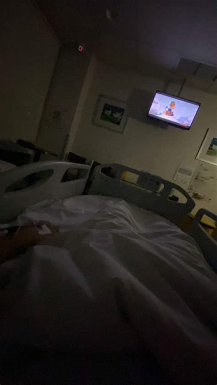 The hospital selfie is the dose of reality social media needs |