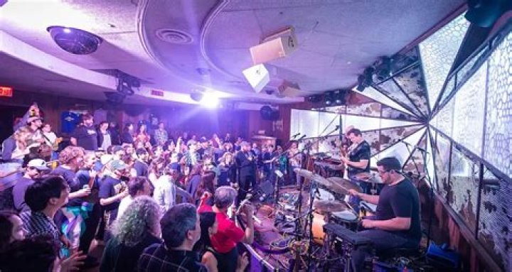 The Sultan Room the groovement