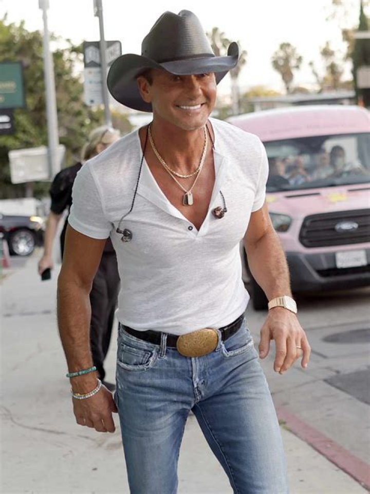 Tim McGraw NaidaDenzel