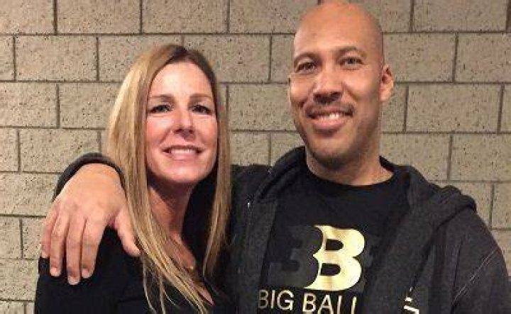 Tina Ball Height, Weight, Age, Husband, Children, Biography & More