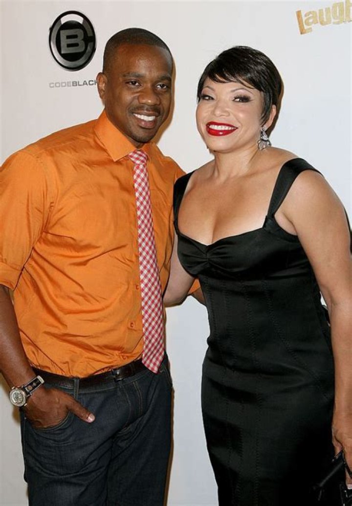 Tisha Campbell and Duane Martin. Family. How cute. Black celebrity