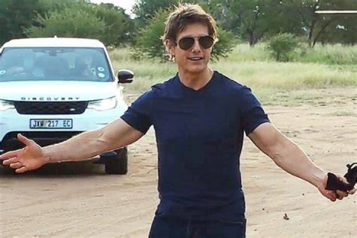Tom Cruise praises spirit of Ubuntu in South Africa