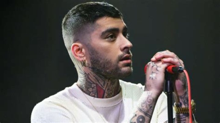Top 46+ imagen zayn malik ethnic background Thpthoanghoatham.edu.vn
