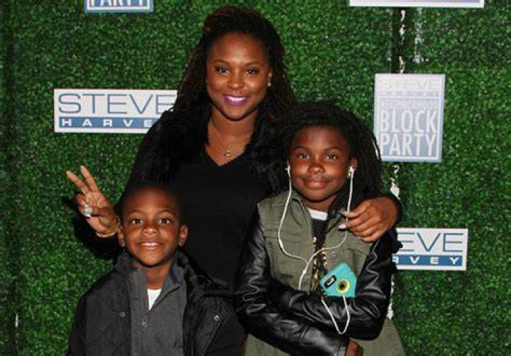 Torrei Hart Family