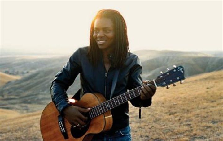 Tracy Chapman bio height, weight, net worth, age, birthday, who