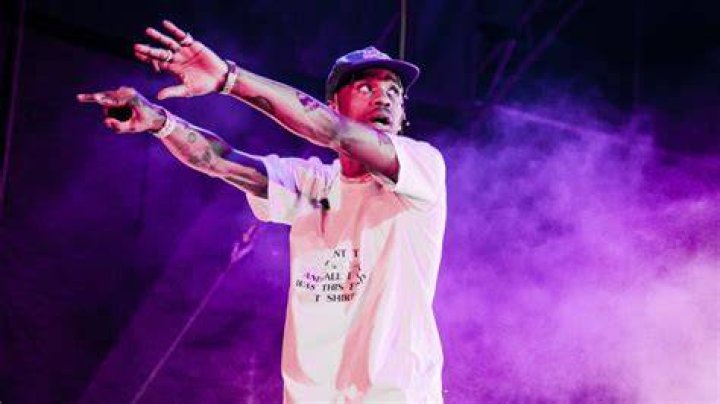 travis scott concert postponed