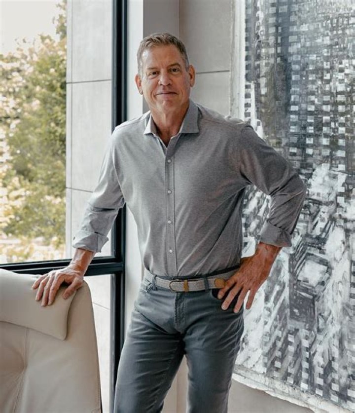 Troy Aikman Bio, Wiki, Age, Height, Family, Net Worth