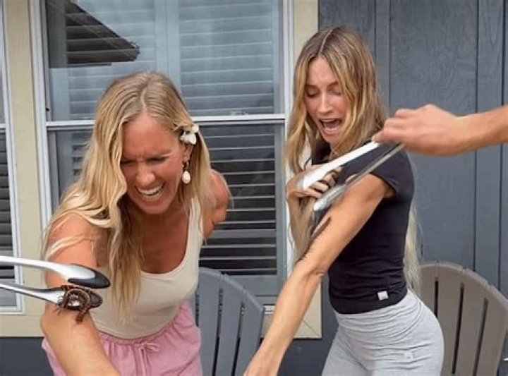 Twin day Alana blanchard, Bethany hamilton, Alana blanchard surfing