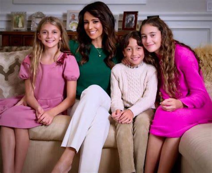 Uncovering The Private Lives Of Julie Banderas' Children: Exclusive Insights