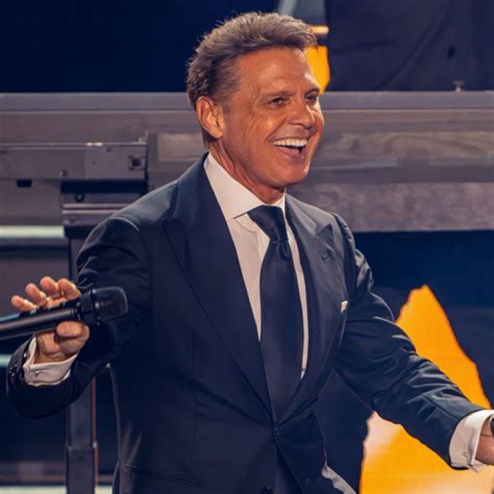 Unlock The Gateway To Luis Miguel's Concert: Unveiling The Presale Code