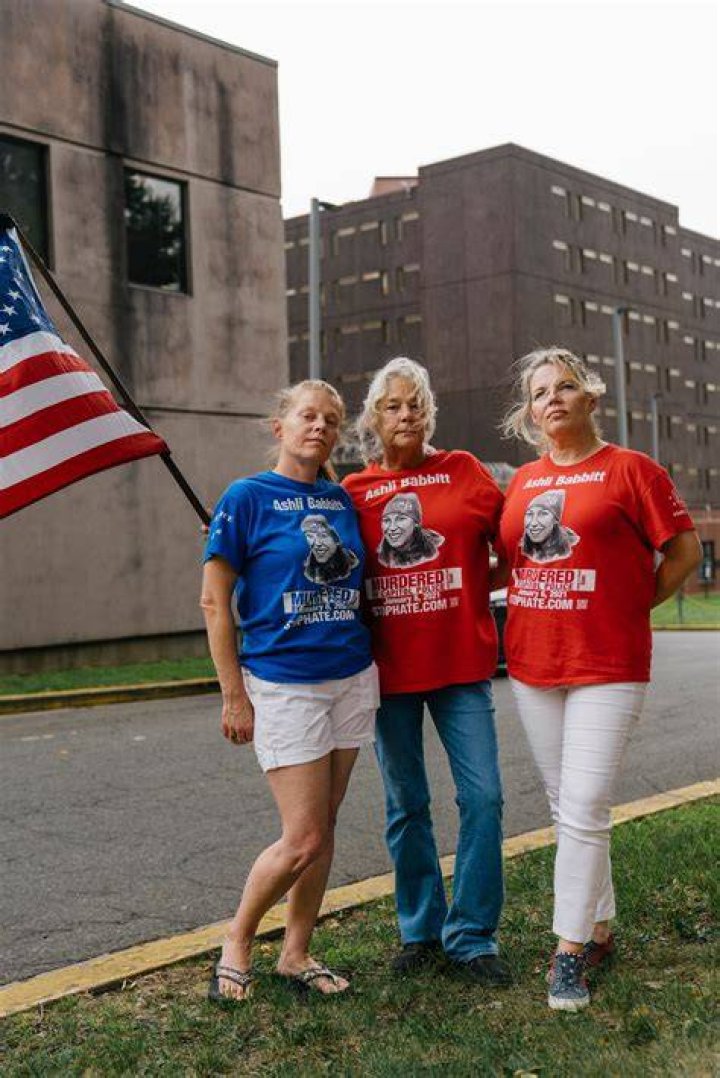 Unraveling The Story Of Nicole Reffitt