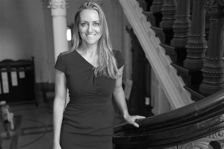 Unveiling Lynlie Wallace Hurd's Impact: Discoveries And Insights