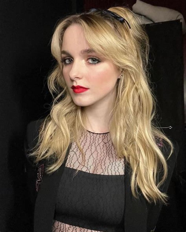 Unveiling McKenna Grace's Love Life: A Journey Of Discovery