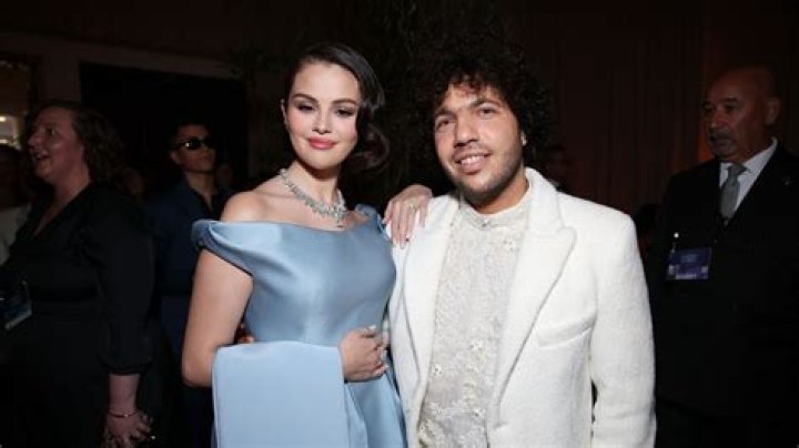 Unveiling Selena Gomez's Height And Weight: A Journey To Self-Acceptance
