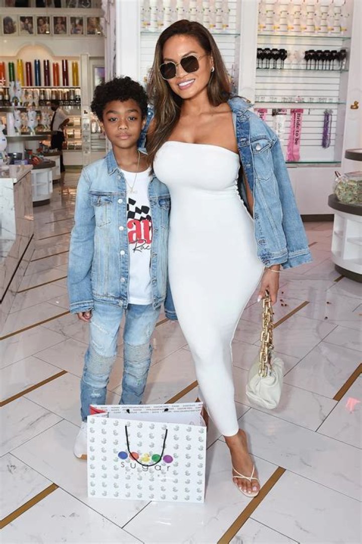 Unveiling The Power Of Body Positivity With Daphne Joy Love