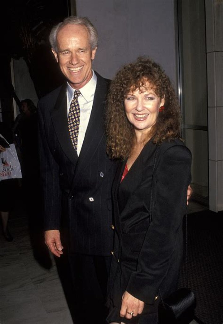 Unveiling The Story Of Mike Farrell's First Wife: Discoveries And Insights