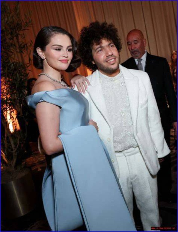 Unveiling The Truth: Selena Gomez's Pregnancy Status Revealed