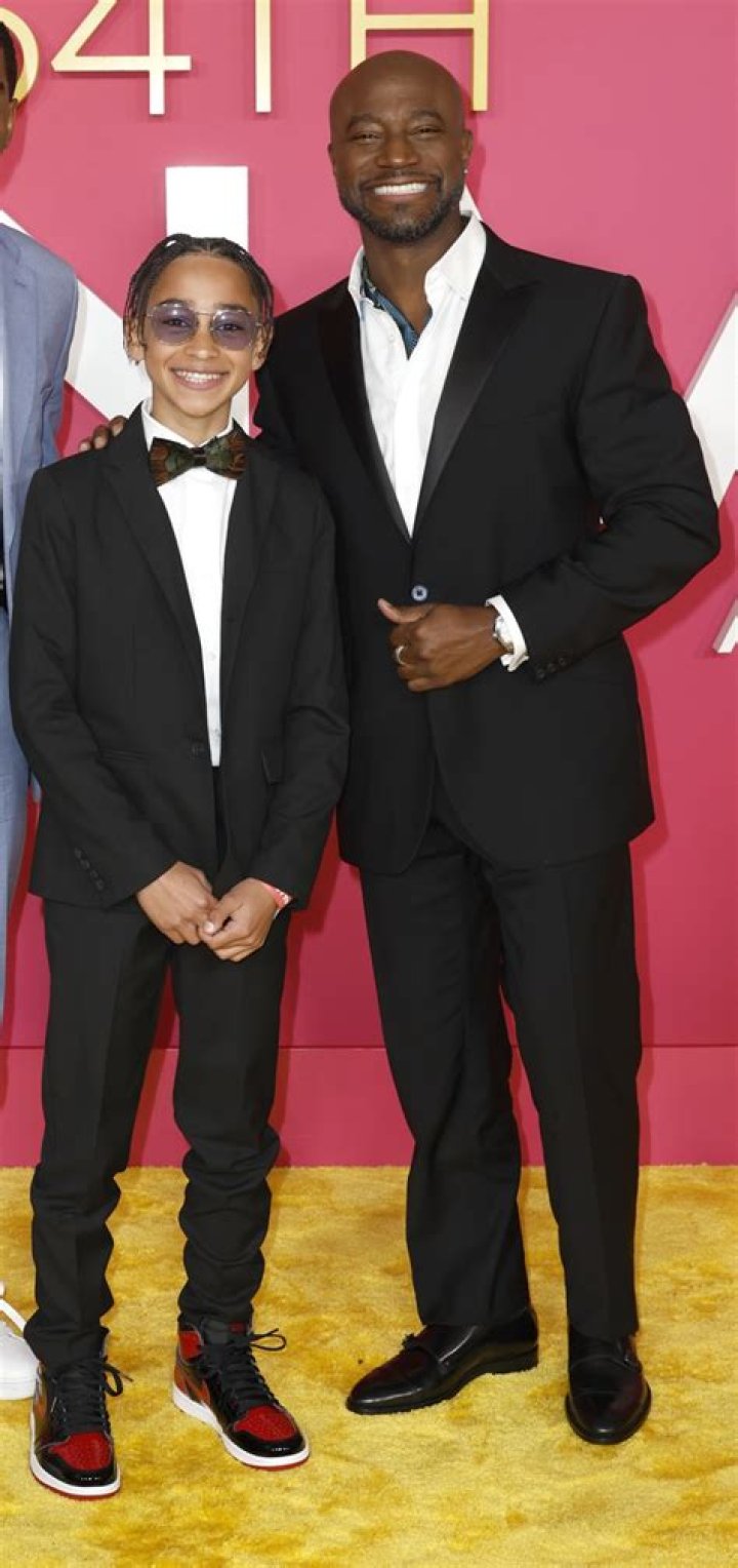 Unveiling The Truth: Taye Diggs' Height Revealed