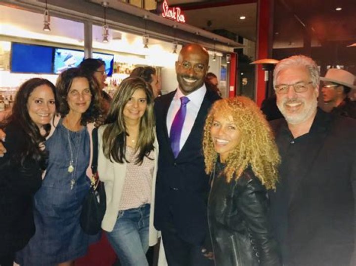 Van Jones Wife Photo Van Jones Bio Net Worth Famous For Who Is Van