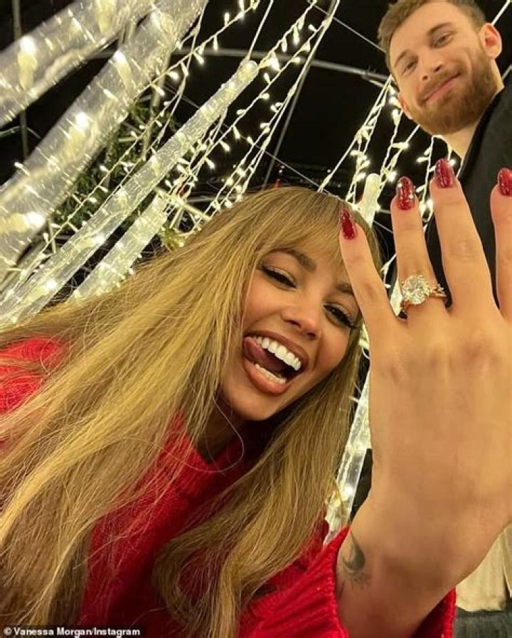 Vanessa Boyfriend Riverdale Star Is Dating Michael Kopech