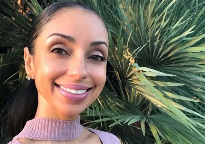 Vegan Singer Mya Weighs Up The Pros and Cons of Veganism