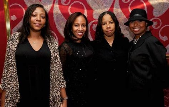 Vesta Williams was born on December 1, 1957 in Coshocton, Ohio, USA as