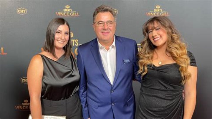 Vince Gill & His Daughters Singing National Anthem on Nashville.