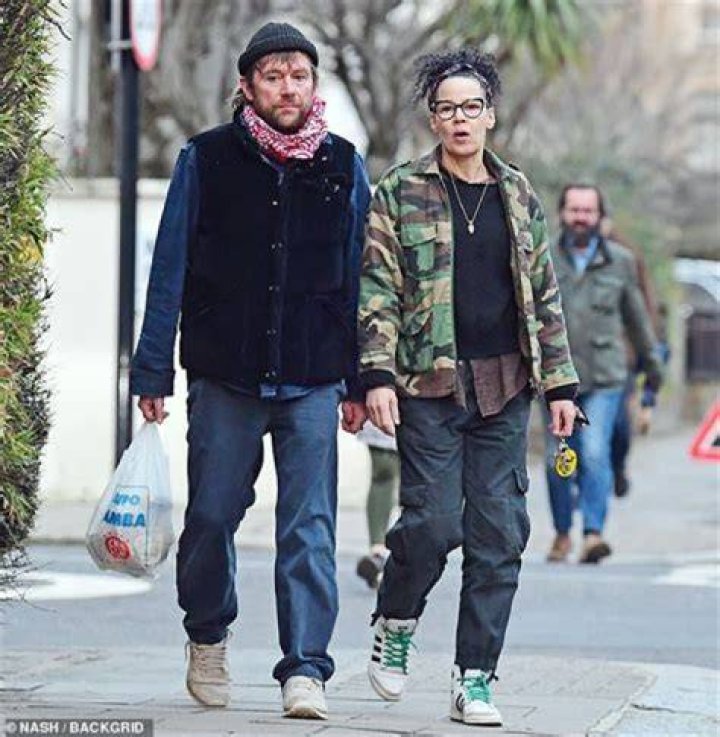 Was Damon Albarn Married To Suzi Winstanley? Dating History And Breakup