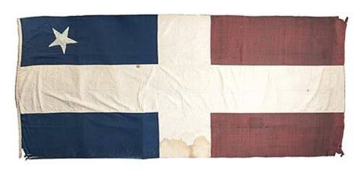 Was the Puerto Rican flag made before the Cuban flag?