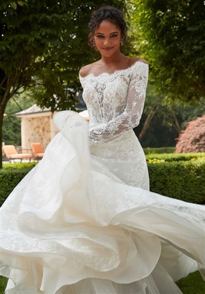 Wedding Dress, Carmelo-maika
