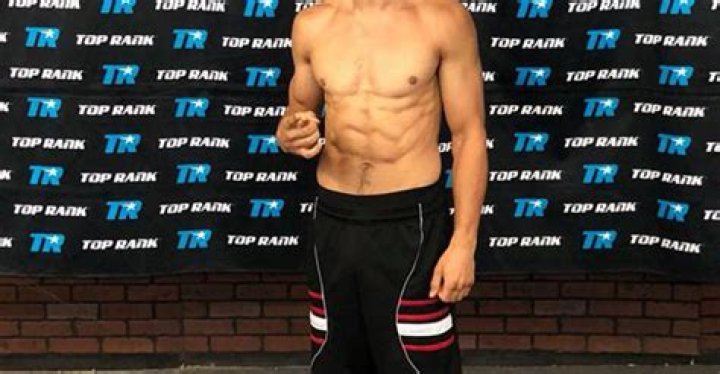 Welterweight prospect Brian Mendoza inks deal with Top Rank Bad Left Hook