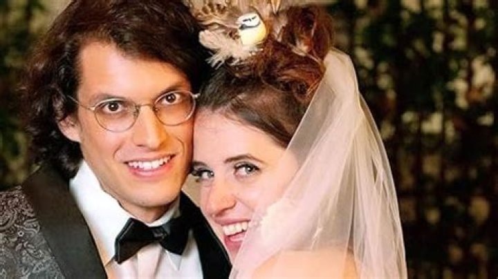 What Former Couple Bennett & Amelia Are Up To