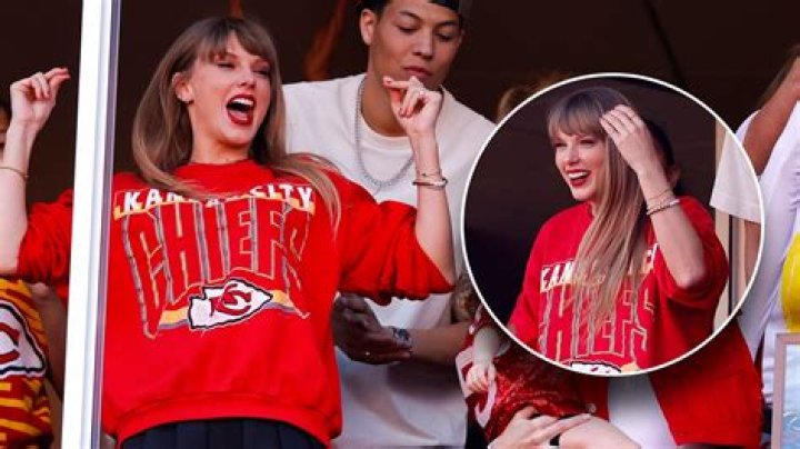 What happened to Taylor Schabusiness' mom and brother? Real last name and all about her family in wa