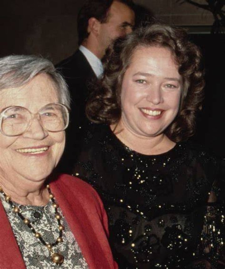 Who are Kathy Bates Parents? Meet Langdon Doyle Bates and Bertye