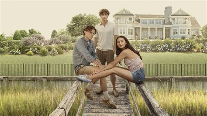 Who Are Minnie Mills Parents? Meet Family Of The Summer I Turned Pretty Actress
