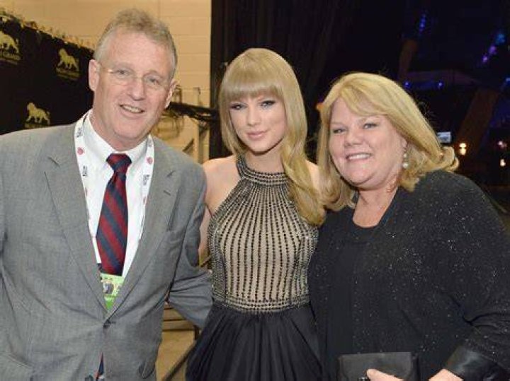 Who are Taylor Kinney Parents? Meet Pamela Heisler and Daniel Kinney