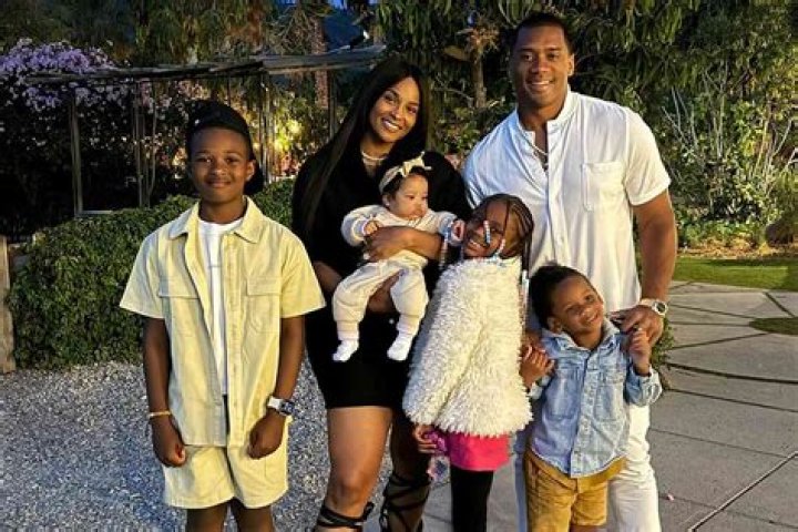 Who Is Anna Wilson? Russell Wilson Sister- Age Gap And Family
