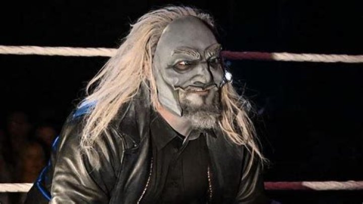 Who is Bray Wyatt's Wife, Samantha Rotunda? Know Her Wiki, Biography, Age & More 1 Who is Bray Wyatt's Wife Samantha Rotunda?