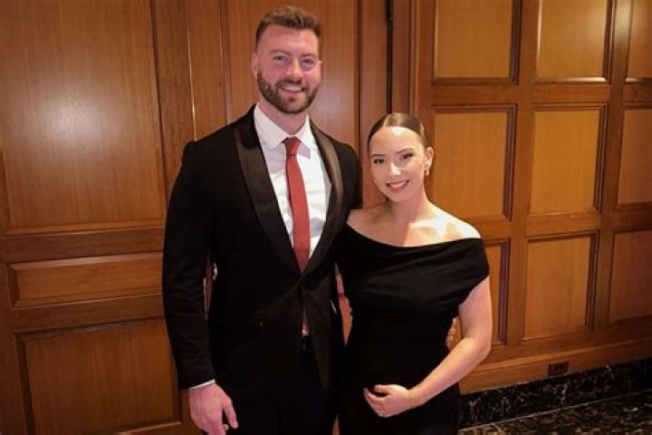 Who Is Hailie Jade Scott Mathers Age, Career, Dating and Net Worth