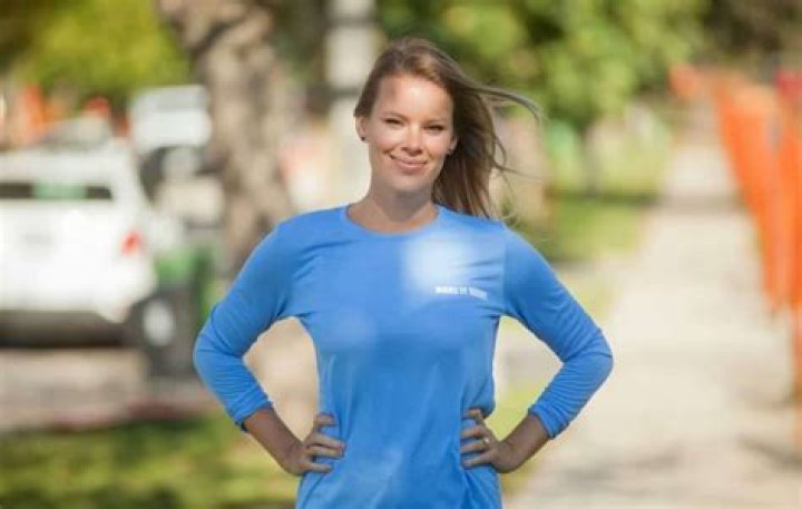 Who is Sherry Holmes? biography, husband, age, net worth, Mike Holmes